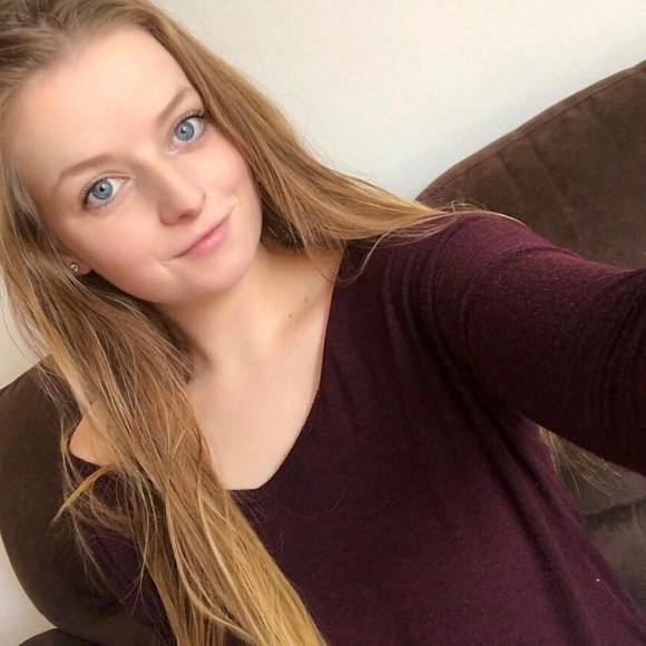 Meet your Posher, Lucy - Picture 1 of 1